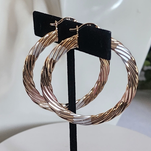 Gold Filled Swirl Hoop Earrings - Picture 5 of 8